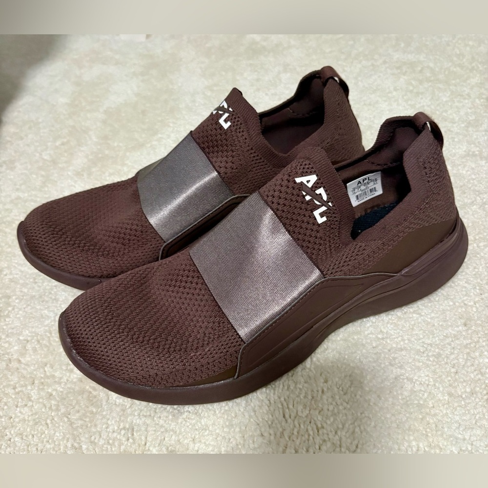 APL unisex/Women Chocolate Brown Slip-On Sneakers, size 10
